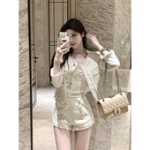 暮光柔纱 精致流苏羊毛边外套 链条高腰女短裤 JustQin 小香套装