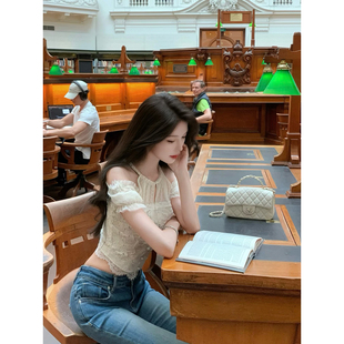 玉珠流仙 蕾丝上衣性感小衫 2026新款 显瘦露肩修身 夏装 JustQin