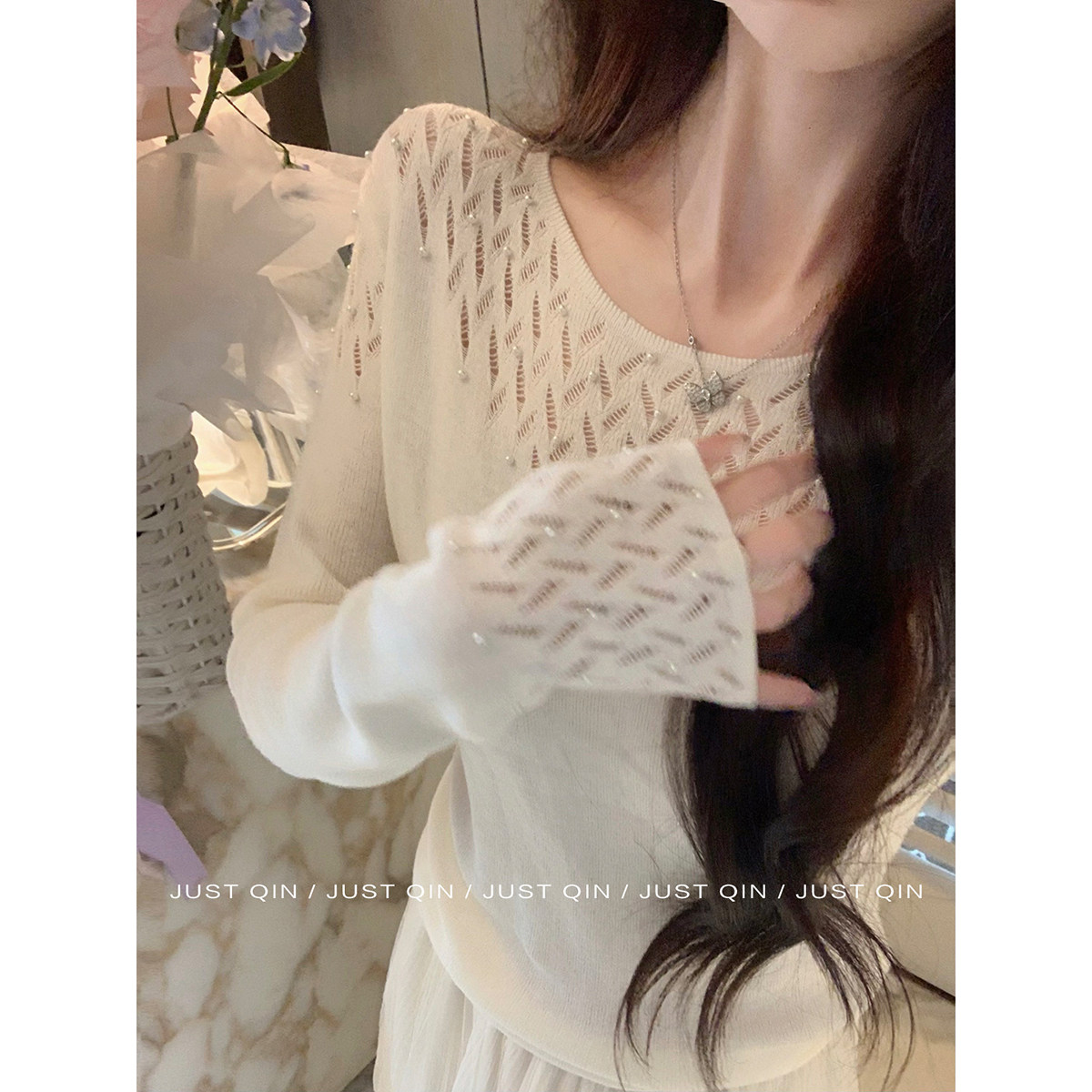 JustQin【糯糯星河】气质显瘦钉珠镂空羊毛针织衫套头毛衣女秋季
