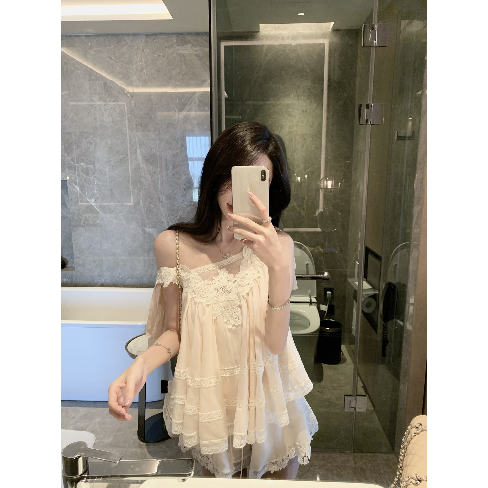 JustQin【花漾蕾丝】2026新款夏装蕾丝花边雪纺上衣性感小衫女