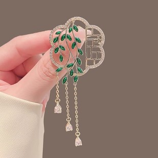 中国风胸针柳叶团扇流苏胸花古风高级感别针精致旗袍外套配饰 新款