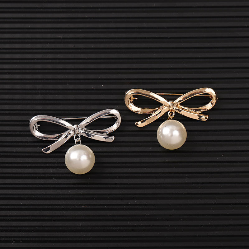 新款蝴蝶结防走光扣领口披肩扣