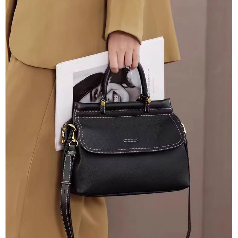 飞鱼设计优品法式复古时尚女包斜挎包百搭托特大容量真皮腋下包包