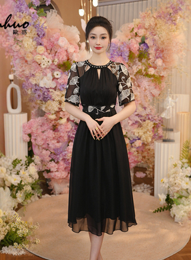 2025夏季新款黑色刺绣显身材连衣裙女法式气质高端裙子OHDRI04124