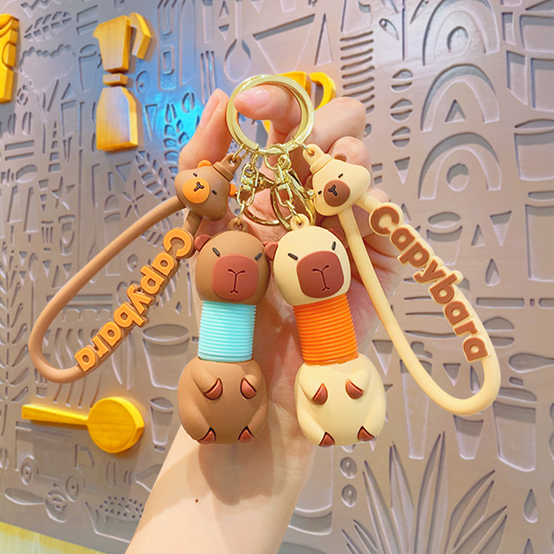 创意卡通公仔伸缩卡皮巴拉钥匙扣