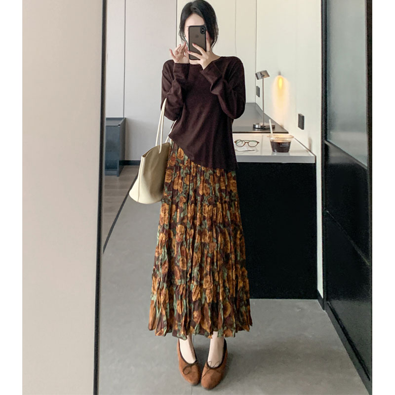 夏央2025秋新款玫瑰花压褶拼半身裙