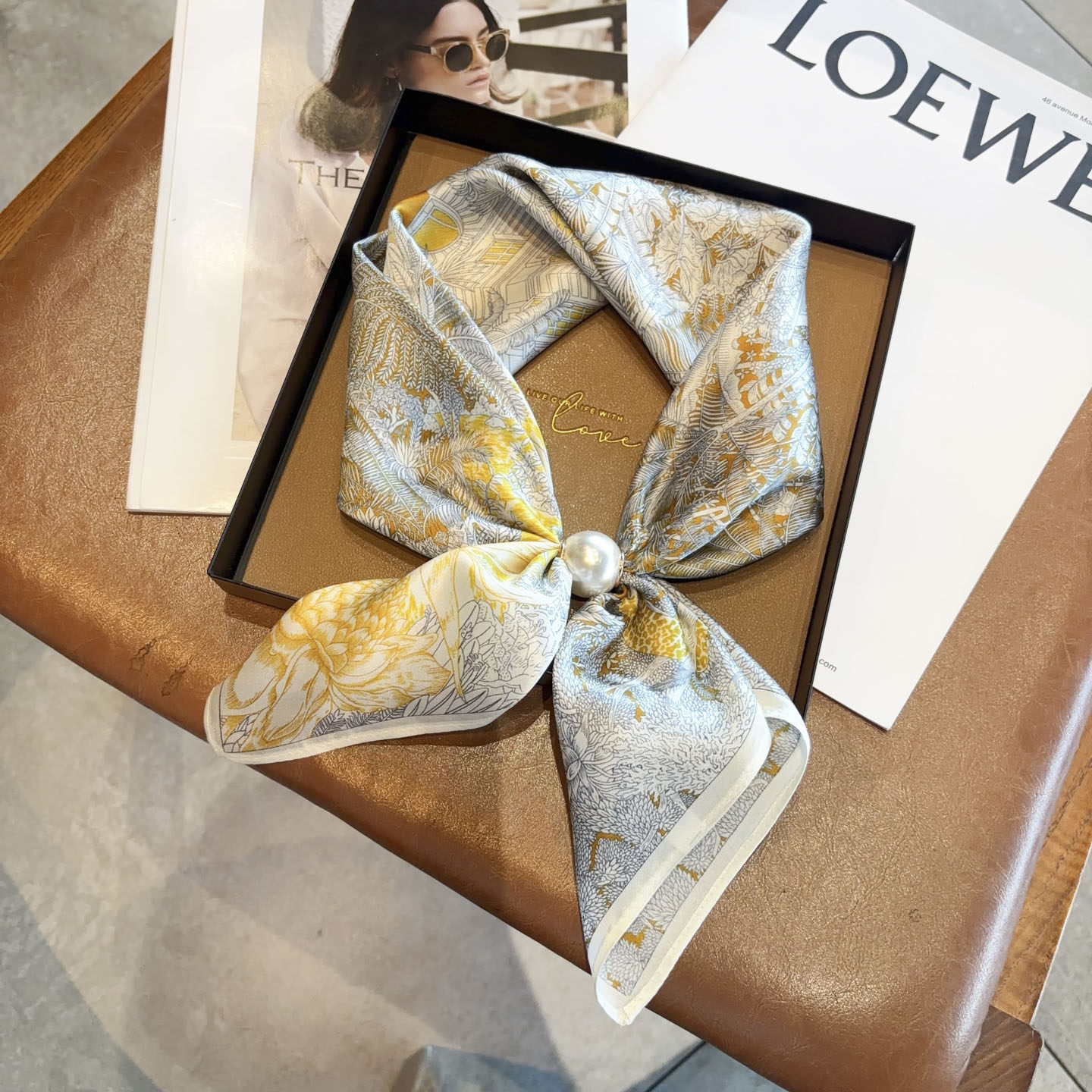 新款真丝磁吸扣小丝巾春秋夏季高级感装饰领巾100%桑蚕丝护颈围脖,服饰配件/皮带/帽子/围巾,围巾/丝巾/披肩,淘宝优惠券,粉丝福利购,淘宝优惠卷