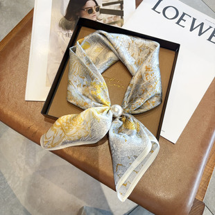 新款真丝磁吸扣小丝巾春秋夏季高级感装饰领巾100%桑蚕丝护颈围脖