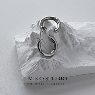 秋冬新款 设计感耳钉 简约925纯银镀18K白金耳圈耳环耳饰小众时尚