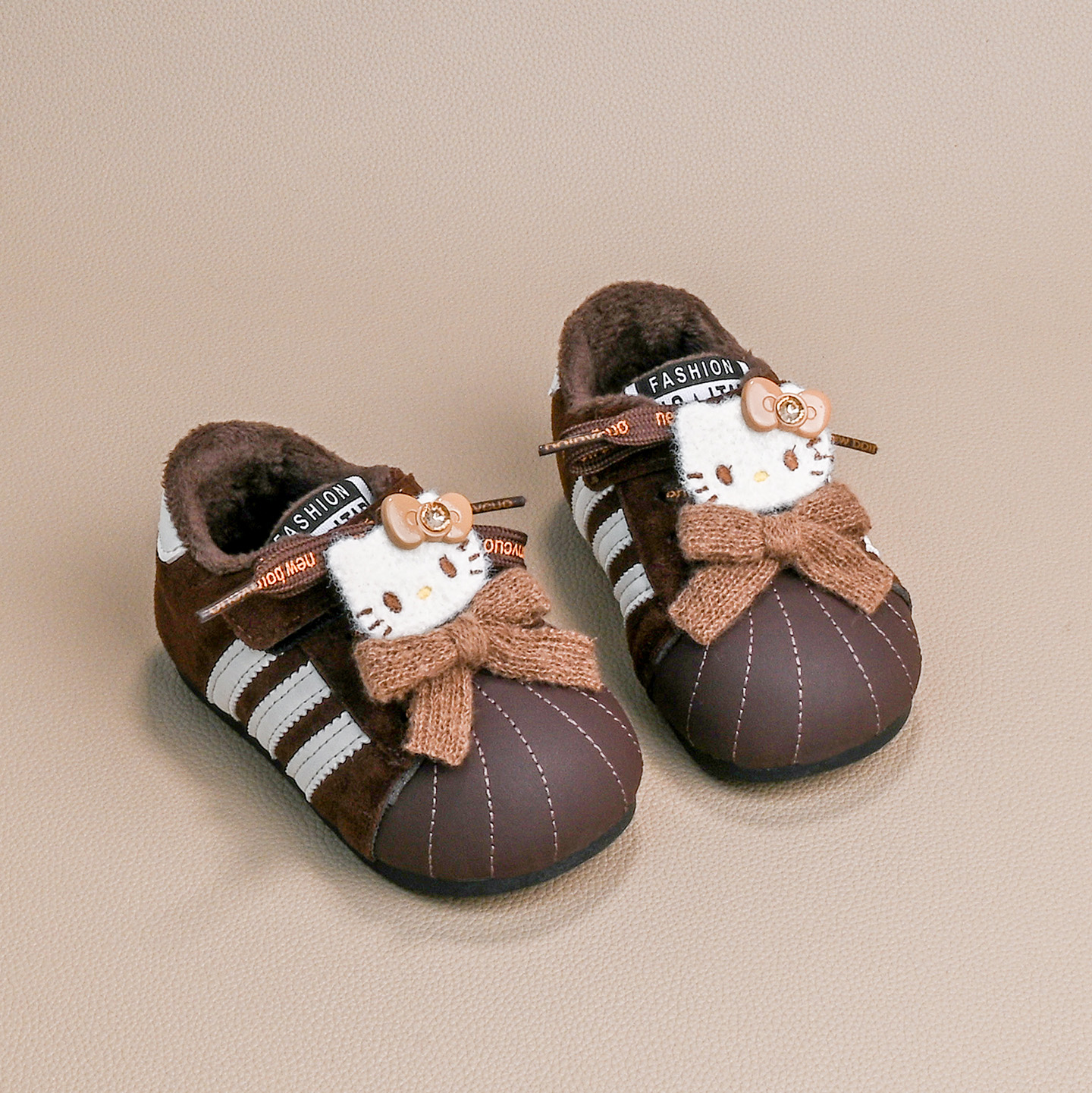 KT猫儿童加绒运动鞋贝壳头二棉鞋