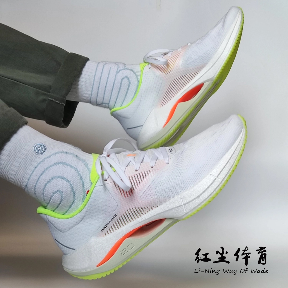 李宁超轻20竞速专业跑步鞋