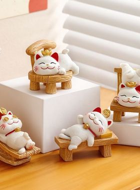 特别好看的漱口杯可爱招财猫小摆件办公室工位解压神器桌面情绪稳