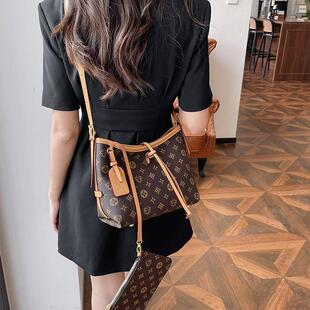 韩里韩气的包包包包轻奢2025女包新款大容量托特时尚老花腋下通勤