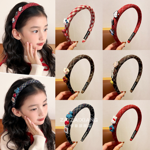 KT猫儿童格纹发箍2025新款 秋冬女童不勒头发卡小女孩可爱防滑头箍