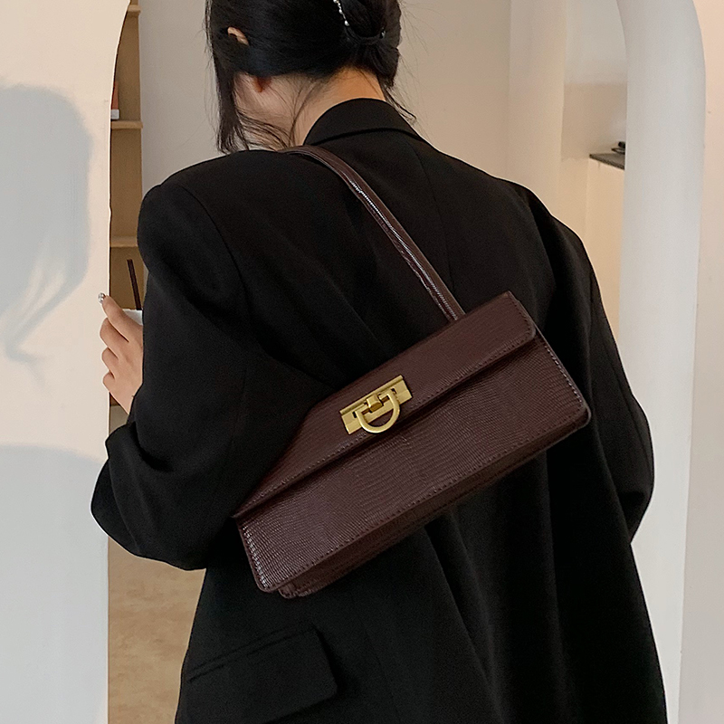 网红小包包女包202n1秋冬新款潮时尚百搭手拎包法式单肩腋下小方