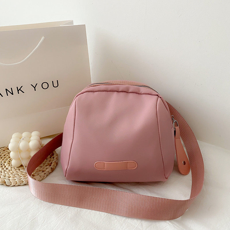 2020秋冬欧美风牛津布休闲胸包百搭单肩斜挎尼龙实用腰包贝壳小包