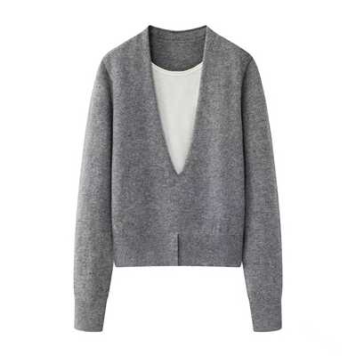 小艾！2025秋冬款显瘦V领打底针织衫假两件套头高级感套头毛衣女