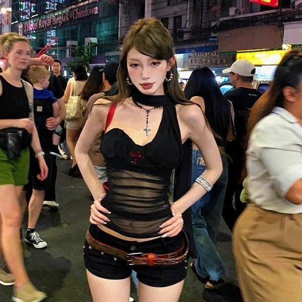 初秋新款纯欲性感飘带围脖抹胸女修身显瘦一体式带胸垫百搭上衣,女装/女士精品,抹胸,淘宝优惠券,粉丝福利购,淘宝优惠卷