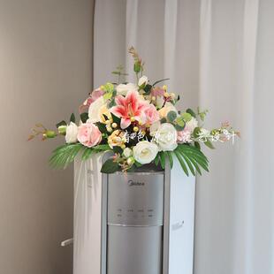 圆柱空调上的摆件冰箱上放的装饰花圆柱空调柜机顶部上的仿真摆花