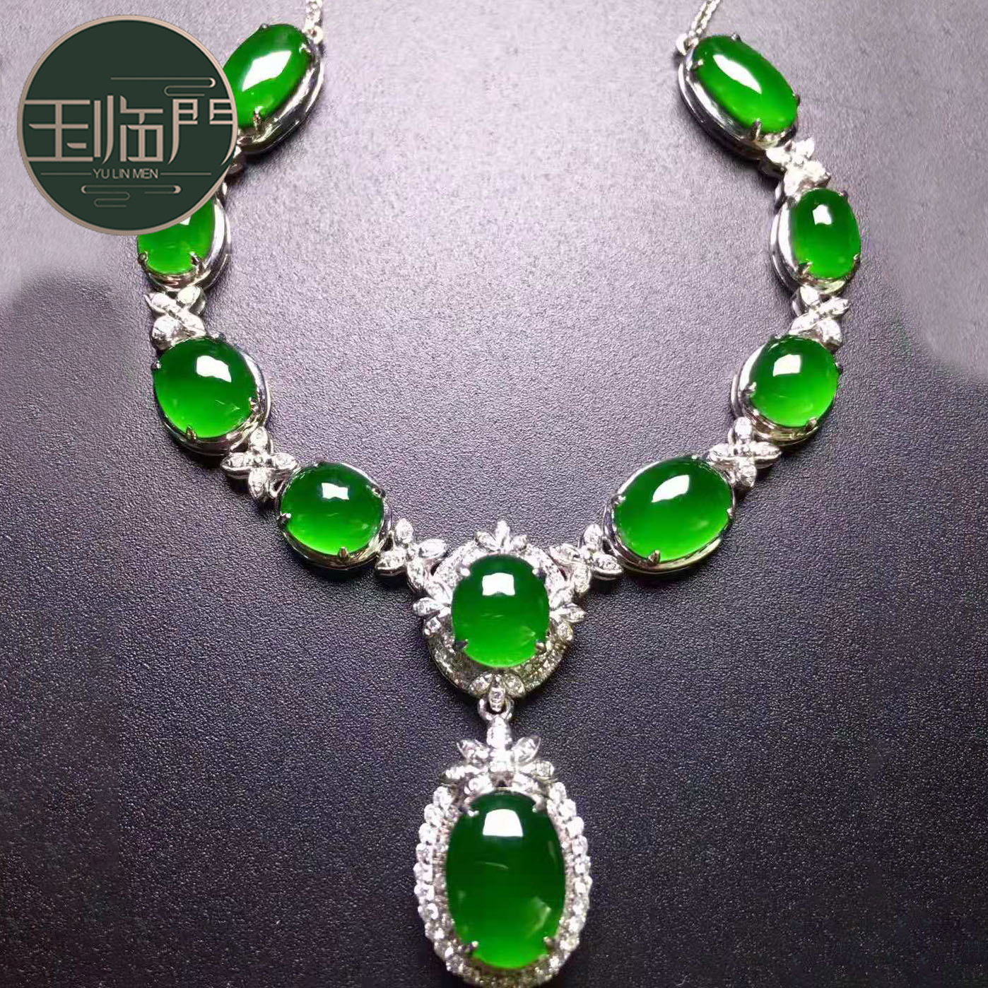 玉临门冰种正阳绿翡翠蛋面项链女18k豪镶缅甸a货天然玉石颈链867