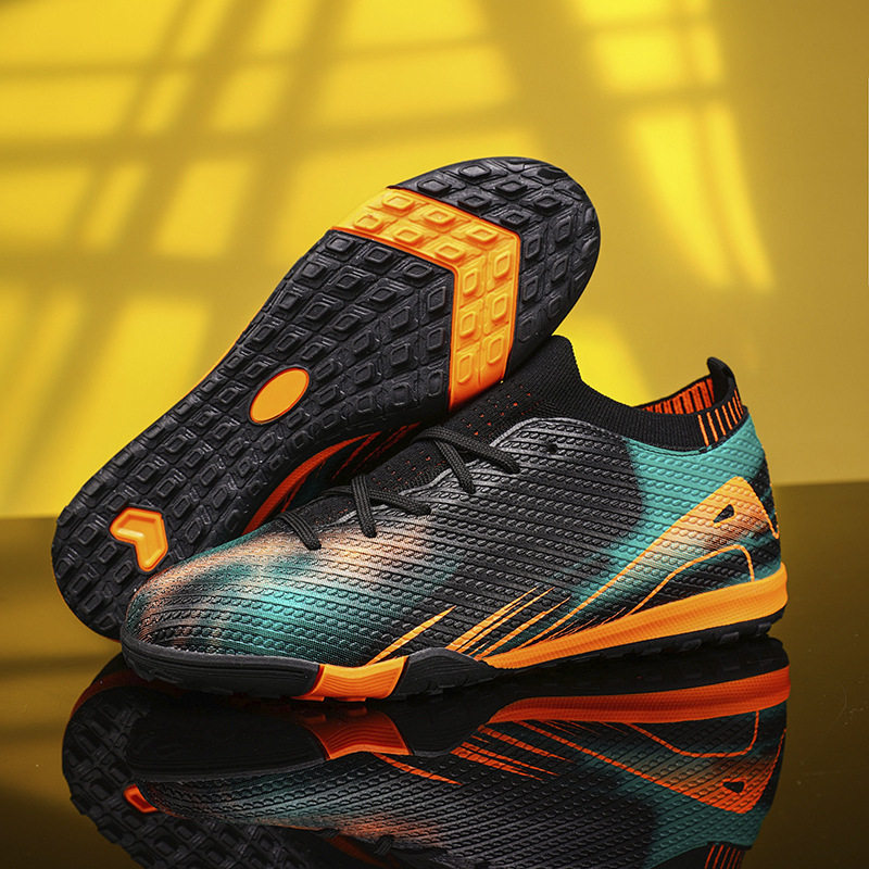 奥莱专柜C罗刺客足球鞋2025新款男户外女童青少年学生AG长钉TF训