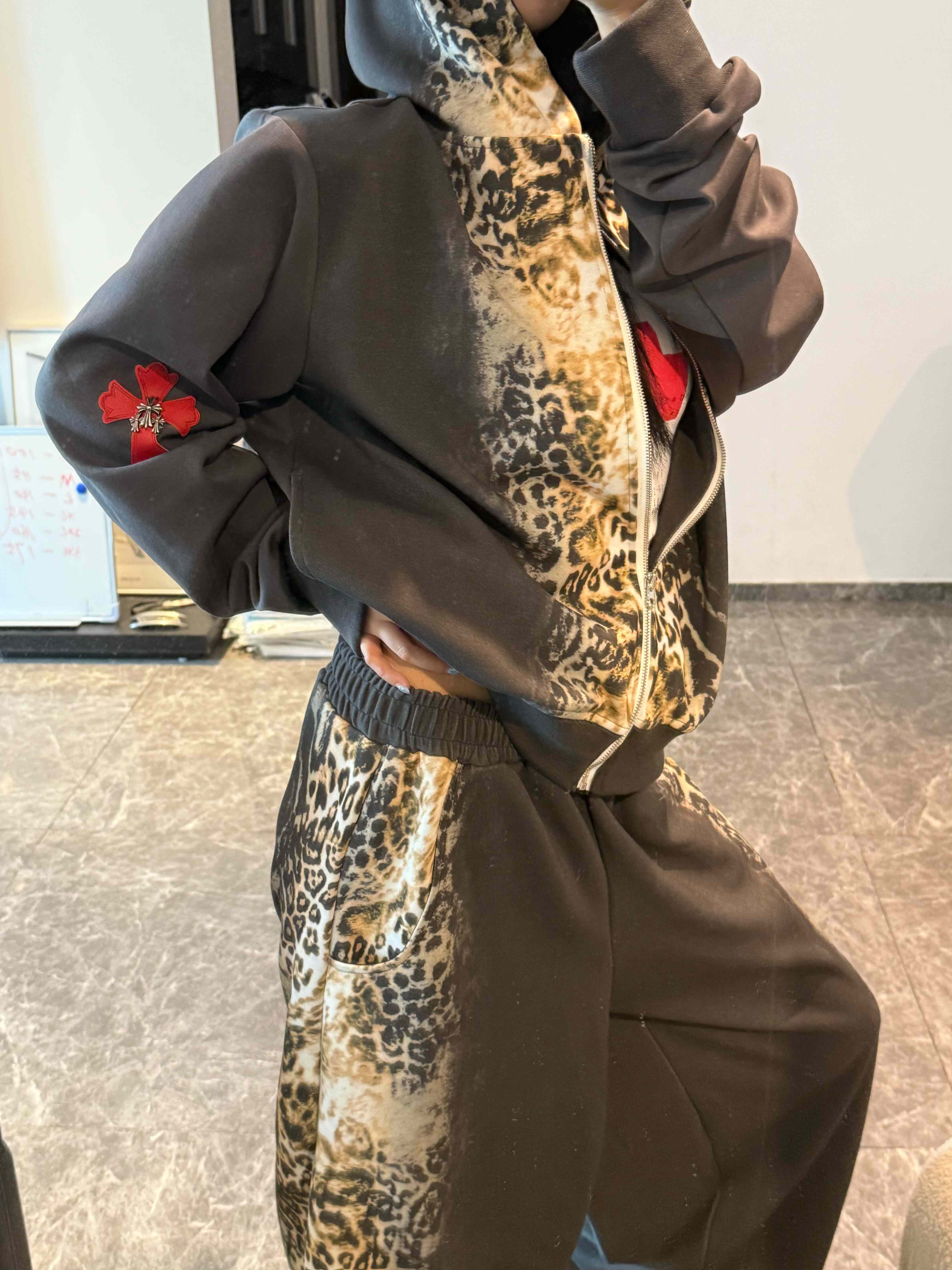 【豹纹外套】早秋帅疯宽松遮肉复合棉豹纹渐变色无性别外套！