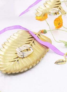 北欧创意金色树脂工艺品摆件