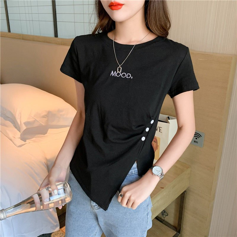 2024년 여름 여성을 위한 새로운 스타일의 세련된 불규칙한 회색 반팔 티셔츠 디자인 짧은 상의