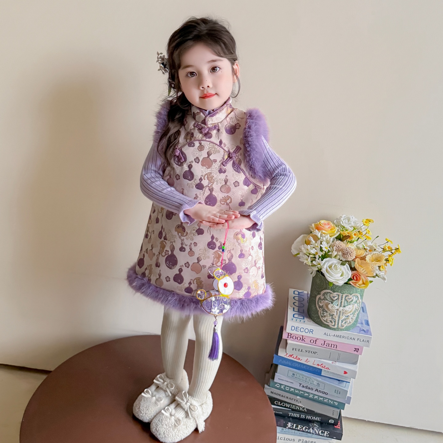 女童年服2025冬装新款元旦汉服唐装演出服中小童女孩旗袍年服喜庆