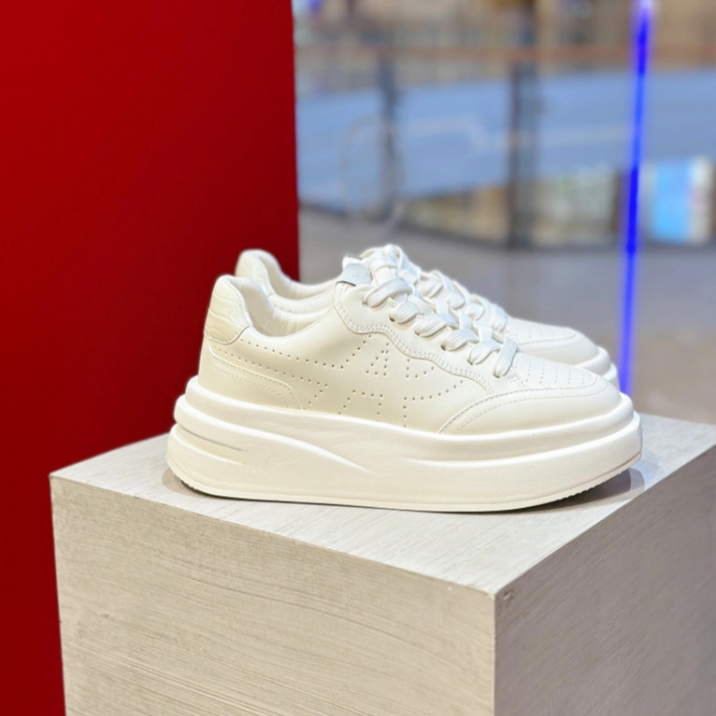 女鞋2025新款小白鞋厚底增高春季运动休闲百搭时尚舒适真皮板鞋女