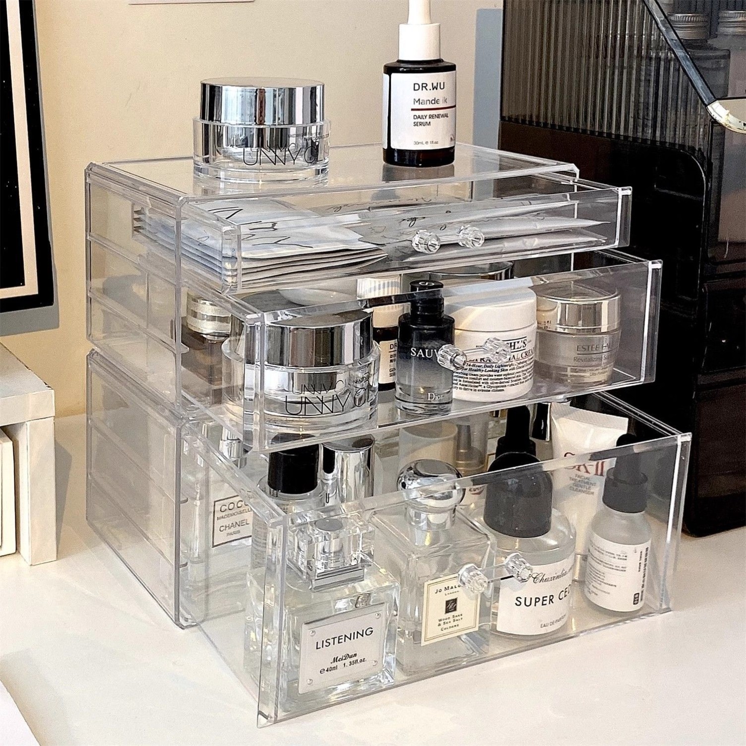 收纳盒化妆品护肤品整理盒亚克力口红眼影置物架透明桌面抽屉
