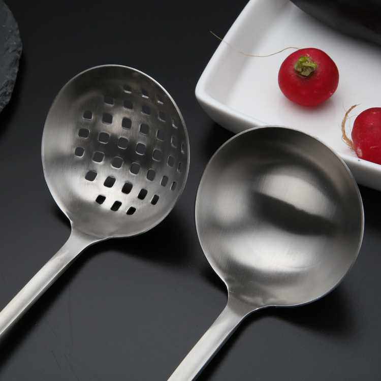 新款直销加厚一体成型汤勺无磁砂光不锈钢火锅漏勺家用小号汤壳汤,厨房/烹饪用具,汤勺,淘宝优惠券,粉丝福利购,淘宝优惠卷