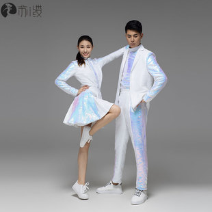 现代舞新潮向未来爵士舞演出服闪亮镭射反光韩版男女套装舞台表演