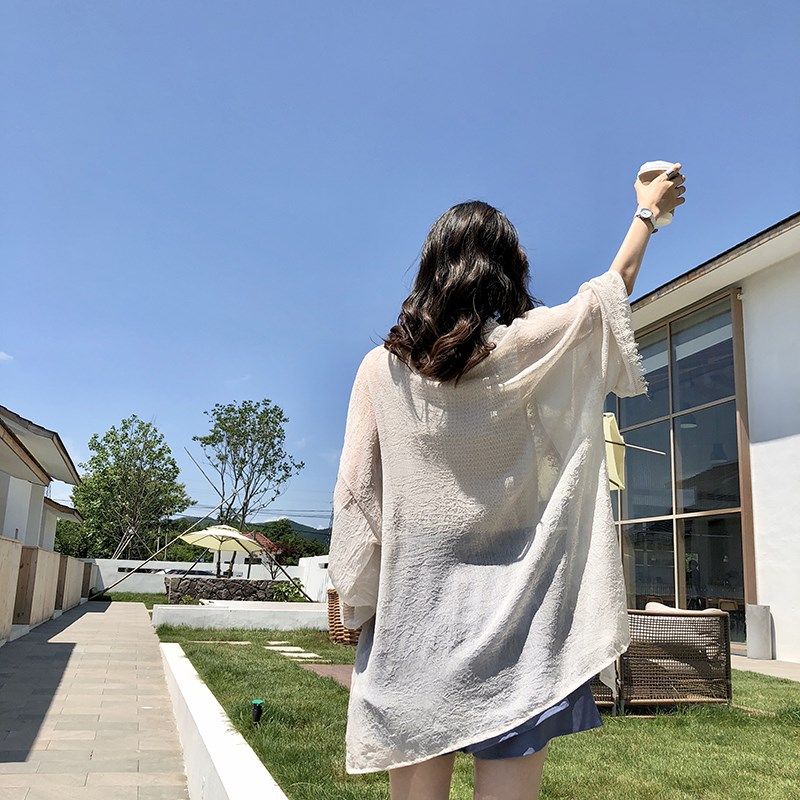 泳衣披风 女 沙滩 外搭蕾丝边拼接披肩薄外套夏季度假风海边沙滩在类目 女装/女士精品, 蕾丝衫/雪纺衫中 - 来自Buy2taobao.com提供专业的淘宝代购服务