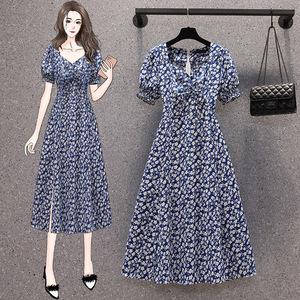 RY1845#大码夏复古法式胖妹妹碎花泡泡袖显瘦裙子方领开叉连衣裙