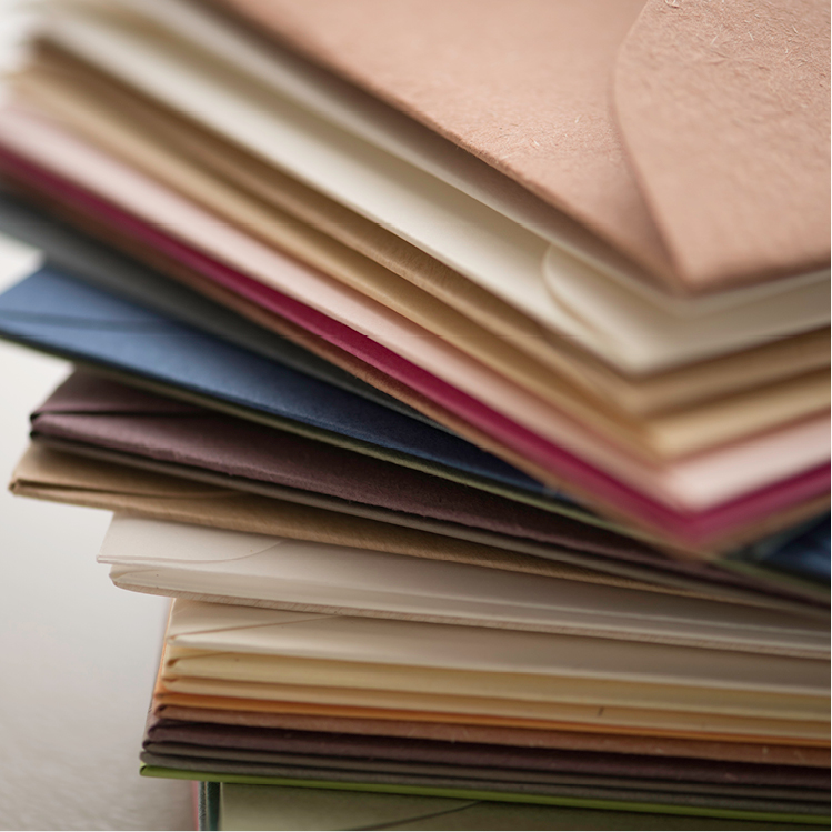 渐变色莫兰迪活动信封墙定制