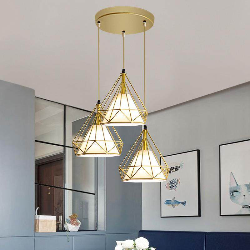 新款直销北欧餐厅吊灯具现代简约创意三头轻奢餐桌吧台金色钻石铁,家装灯饰光源,智能吊灯,淘宝优惠券,粉丝福利购,淘宝优惠卷