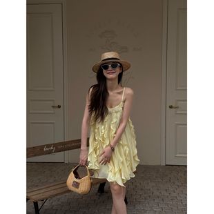 鎏金絮语 现货芝芝 甜美轻盈飘带度假吊带连衣裙
