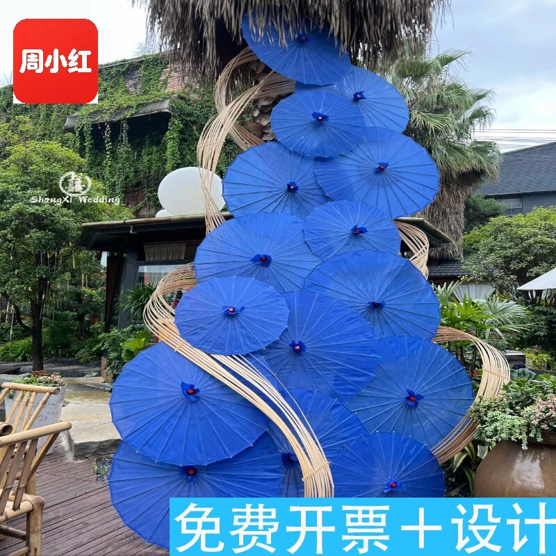 户外蓝色艺术装饰克莱因油