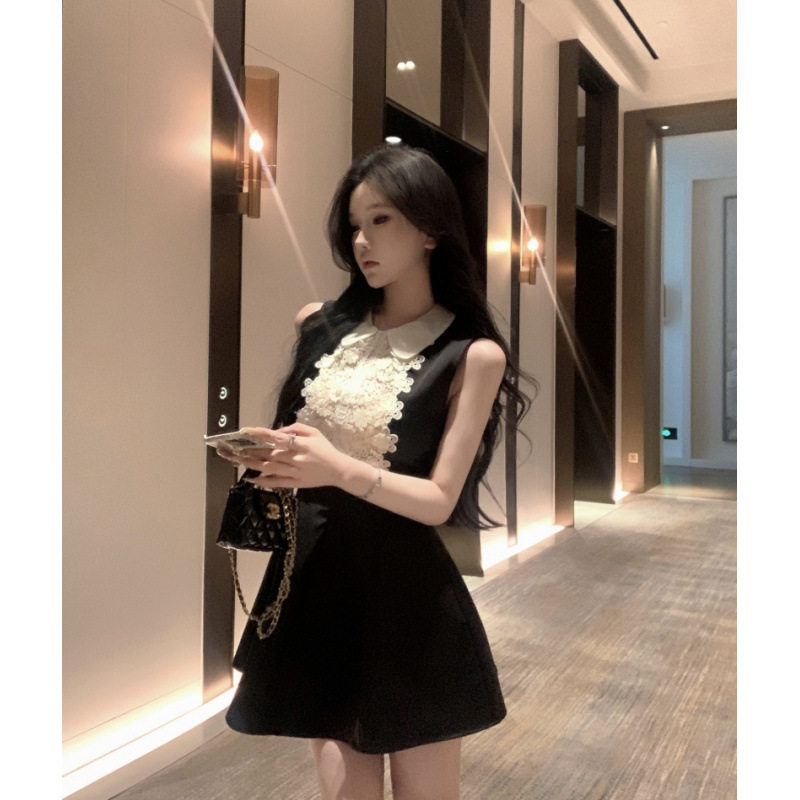 黑色背心连衣裙女春季富家千金气质小黑裙修身无袖裙子妍衣坊同款