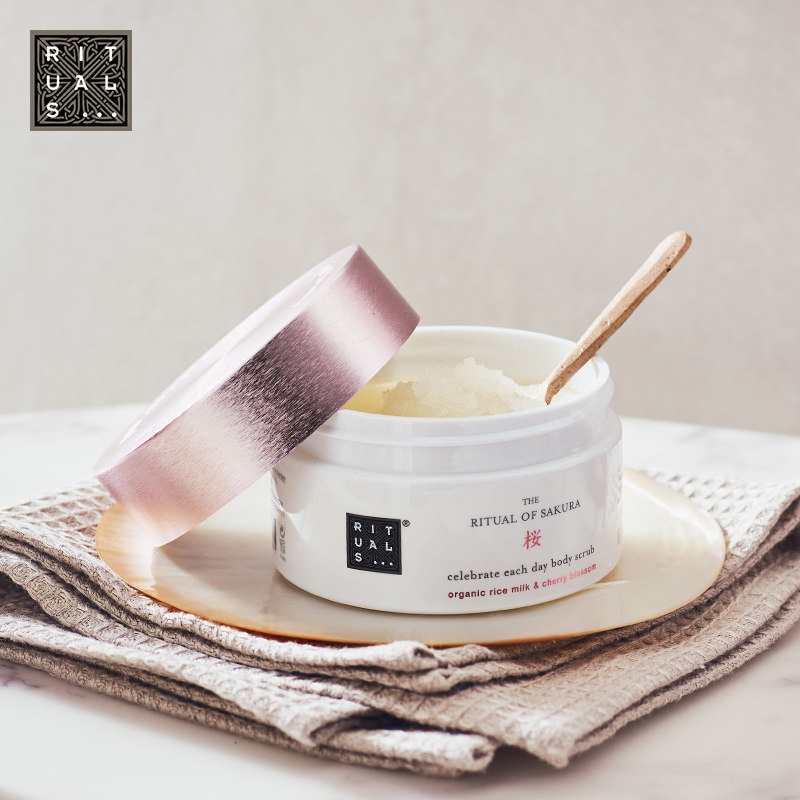 Rituals樱花精油身体磨砂膏深层清洁温和去角质身体嫩白全身