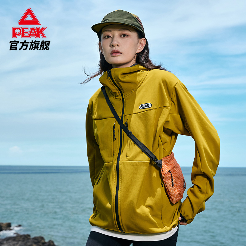 匹克驭峰甲软壳风衣 | 运动外套防水防污秋运动服连帽上衣夹克女