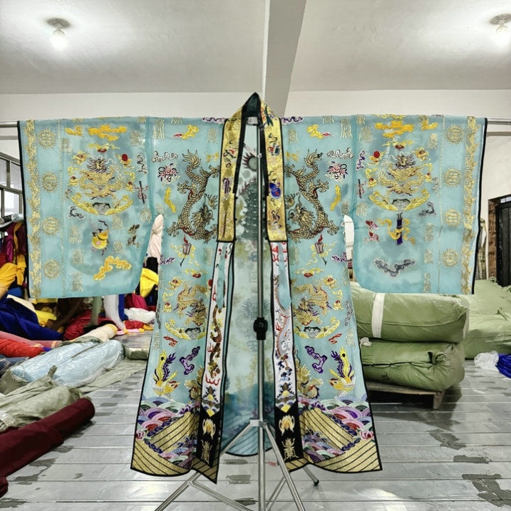 特卖道服白色金线仿手工五龙法衣道袍多色可选可定制