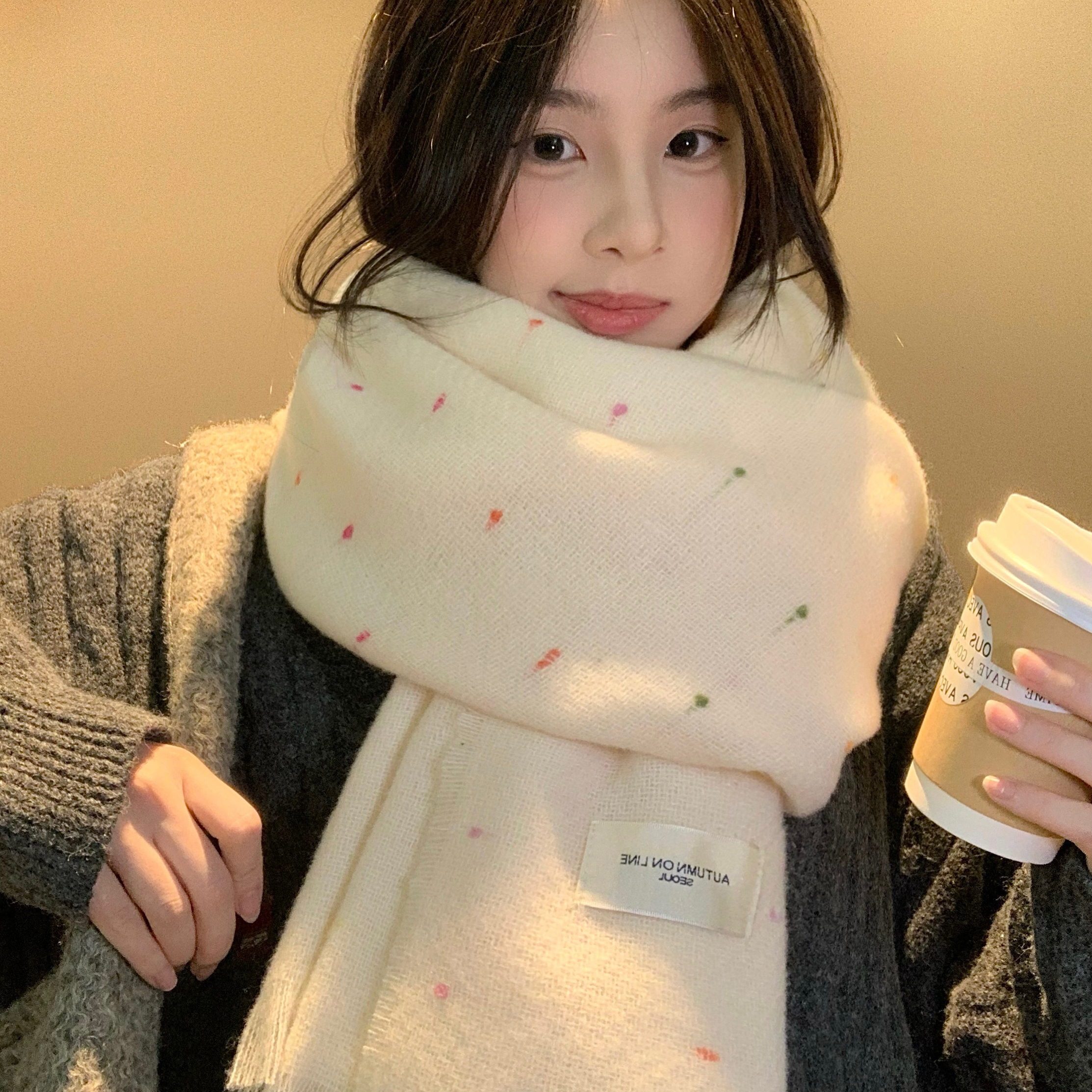 【软糯亲肤】白色针织保暖围巾