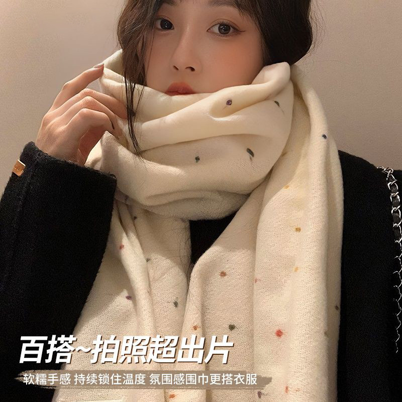 ins韩版围巾氛围感百搭冬披肩外搭女2026新款保暖加厚围脖配大衣图片