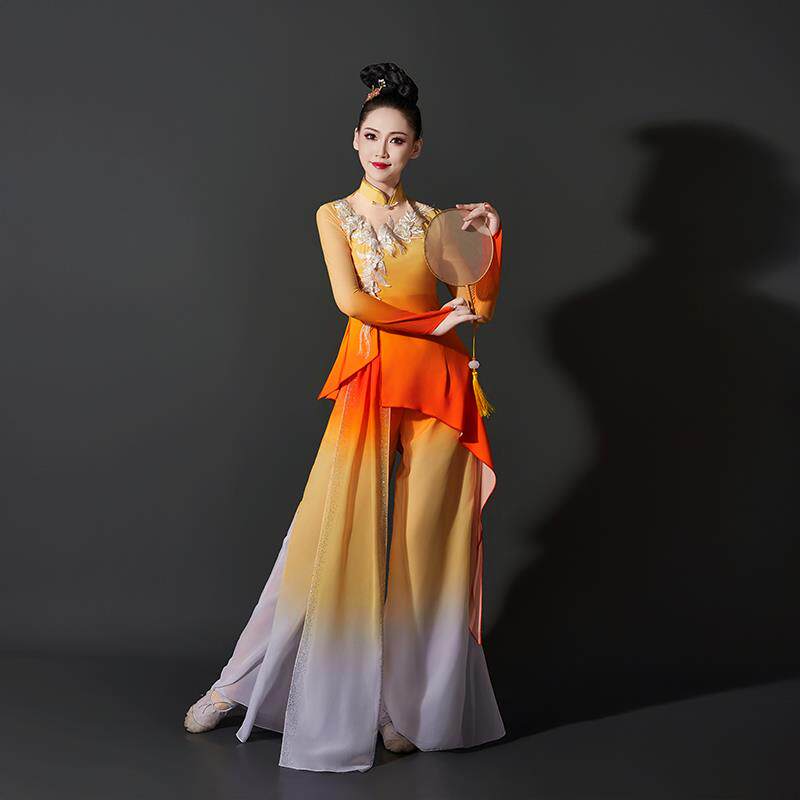 新款秧歌服演出服套装舞蹈服装女中国风广场舞秧歌舞红色大秧歌表