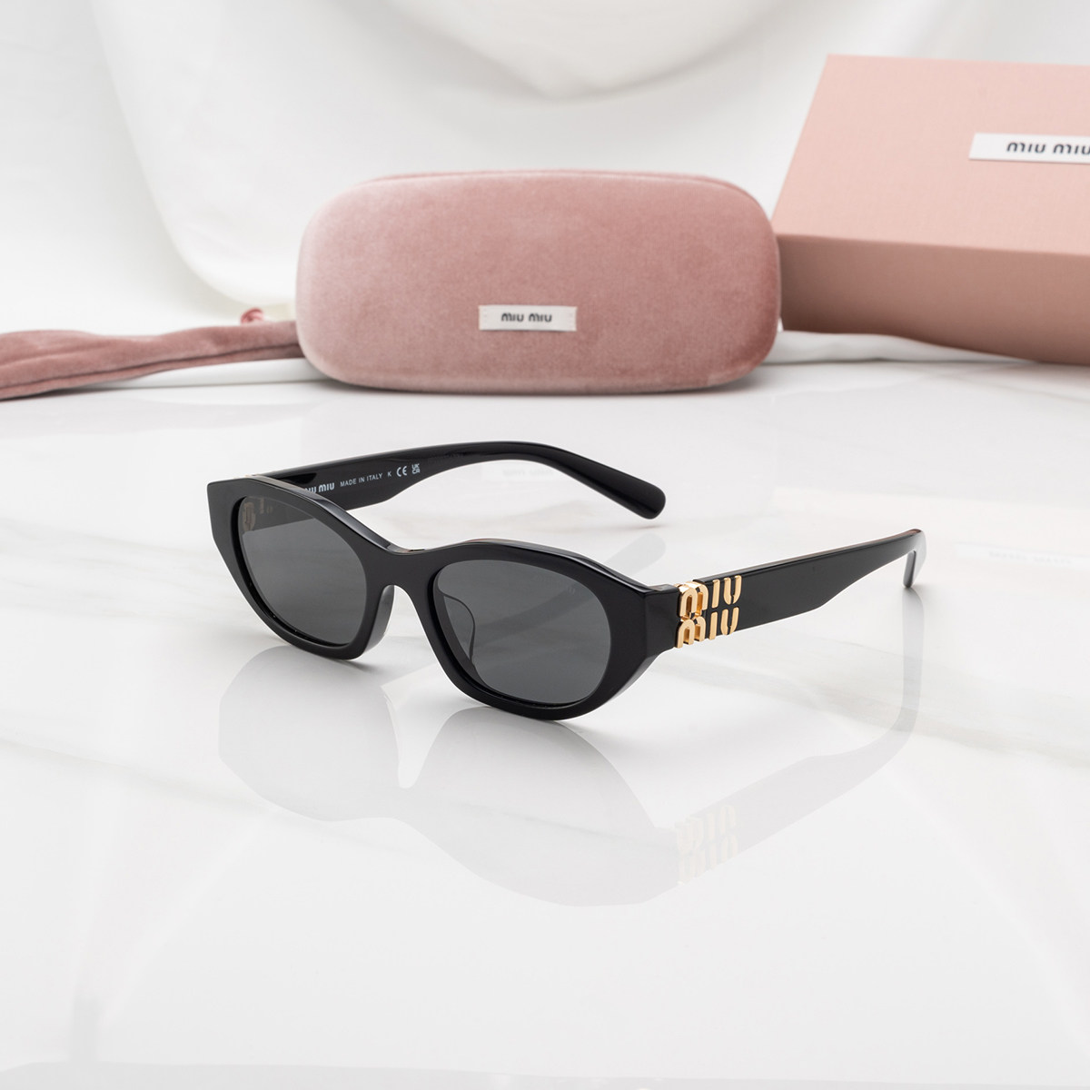 【自营】MIUMIU/缪缪太阳镜黑金logo猫眼女时尚遮阳墨镜0MU A03SF