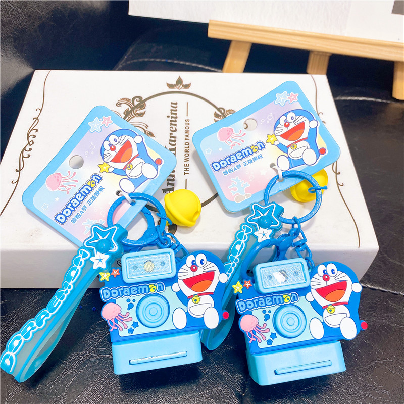 正版版哆啦A梦精致钥匙扣挂件