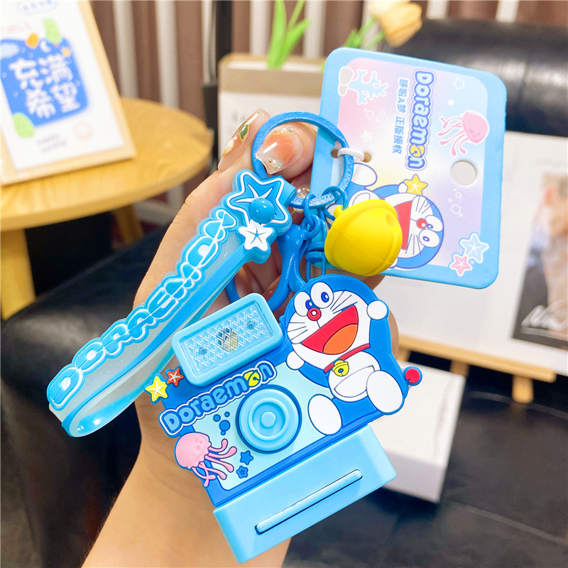 正版哆啦A梦拍立得相机钥匙扣