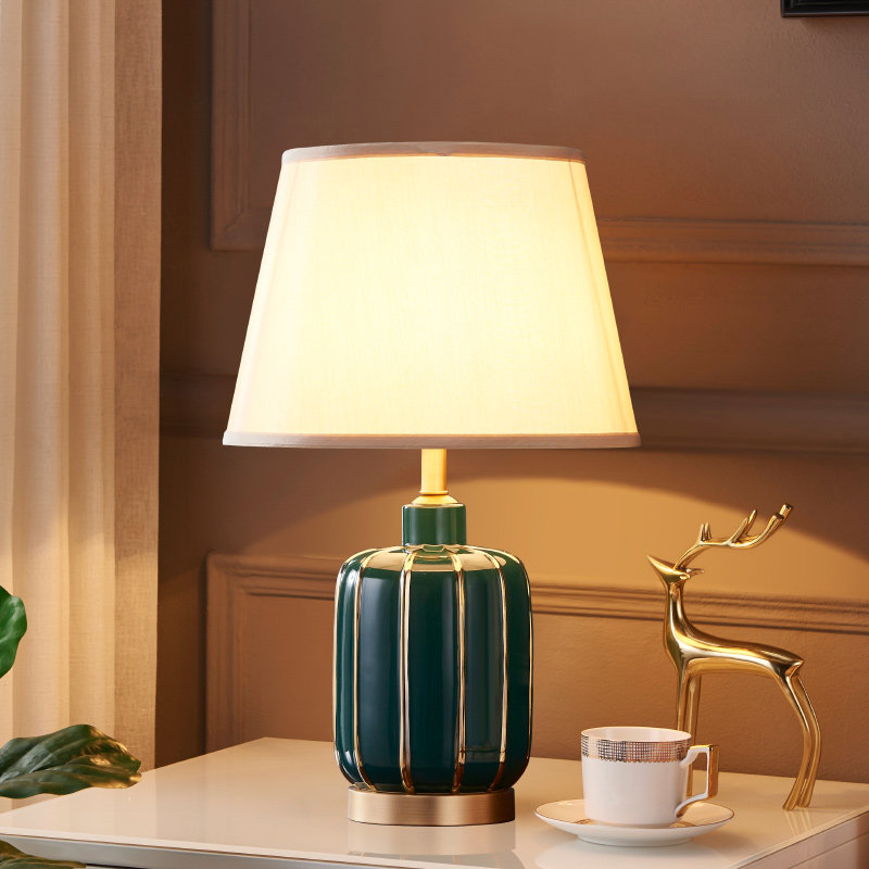 轻奢后现代美式台灯卧室装饰床头灯欧式创意简约温馨结婚陶瓷客厅